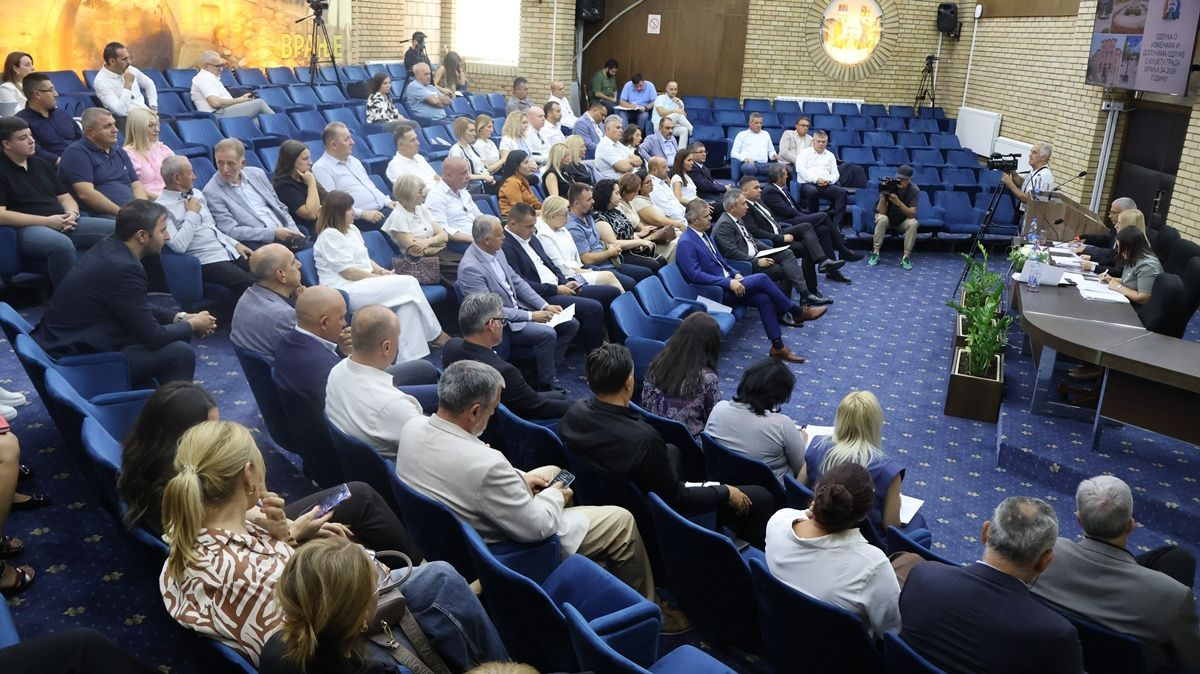 Odbornici u Vranju zasedaju u petak