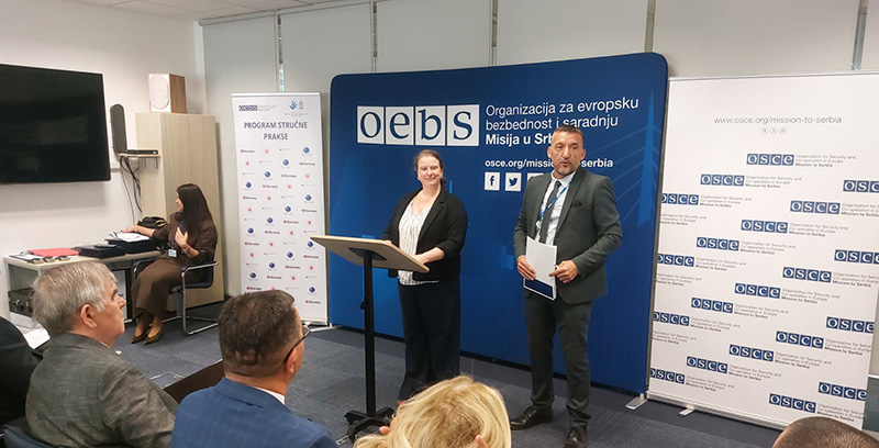 Završnoj ceremoniji Programa stručne prakse Misije OEBS-a u Srbiji prisustvovao je Nenad Mitrović