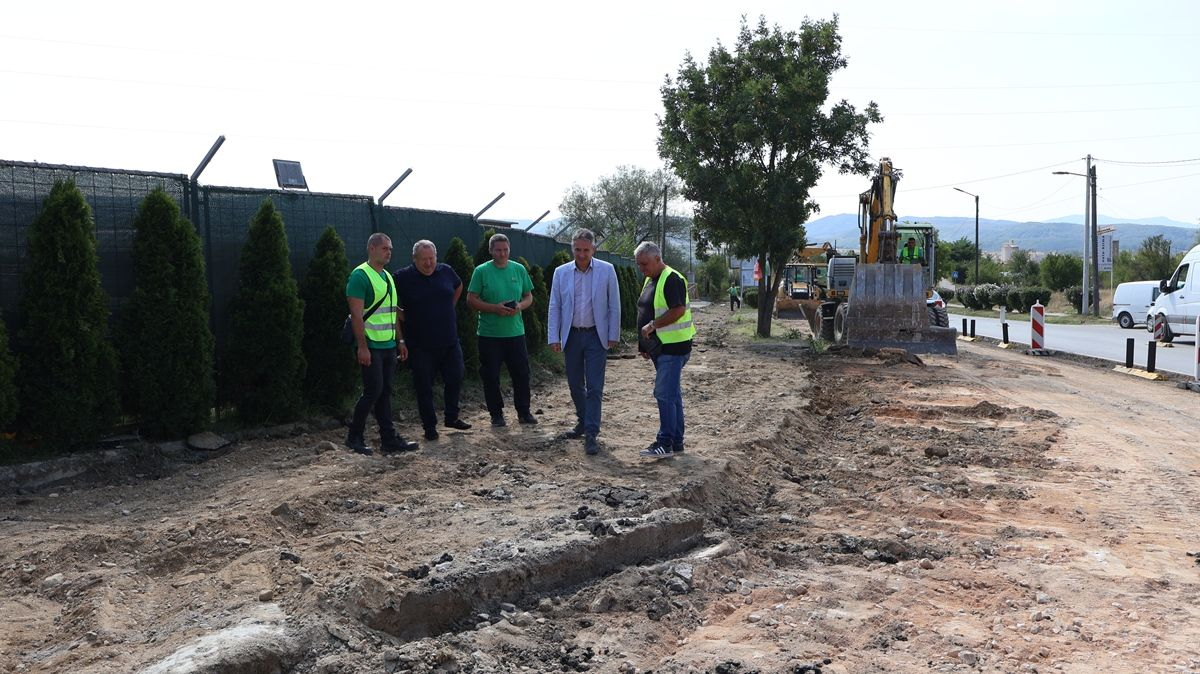 Gradonačelnik Milenković obišao radove na rekonstrukciji Ulice Partizanski put
